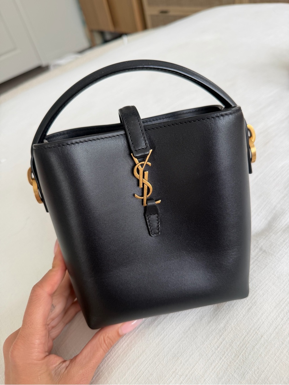 Saint laurent le 37 Mini YSL Bucket Bag in Smooth Leather